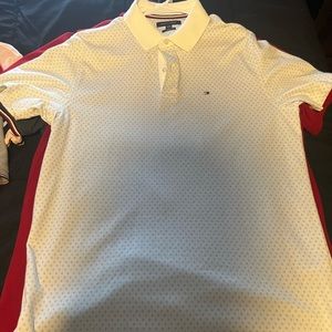 Tommy Hilfiger Collar shirt 100% Real. Size XL. Still in Good condition.
